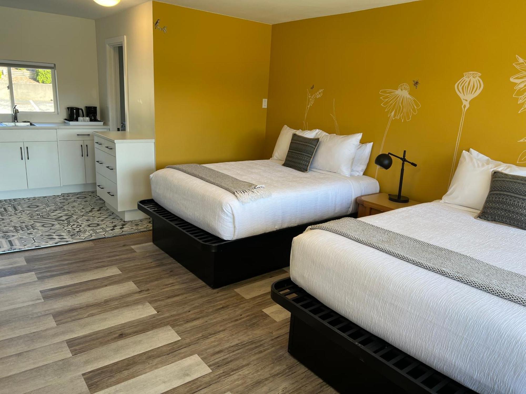 Kit Wat Motel & Marina Sauble Beach Exterior foto